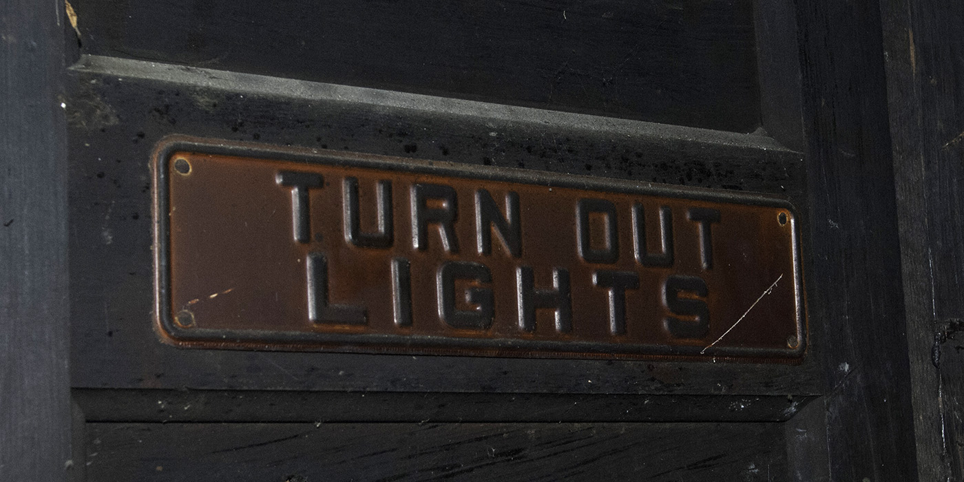 Turn out light