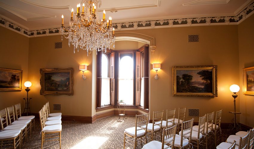 Butler-Morris House Parlor Seating