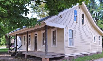 Hilt House, Vincennes