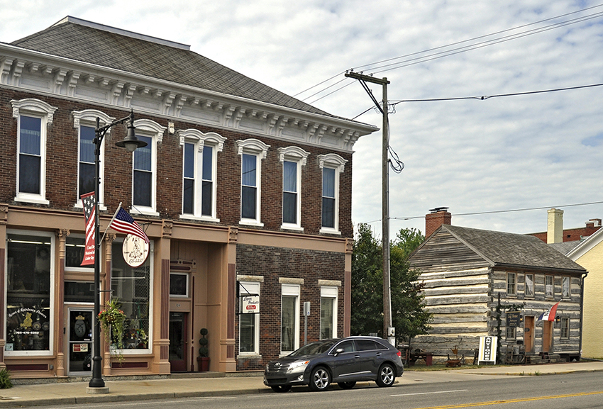 Cambridge City, Indiana, antiques shops