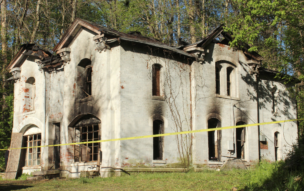 Newkirk Carriage House, Connersville
