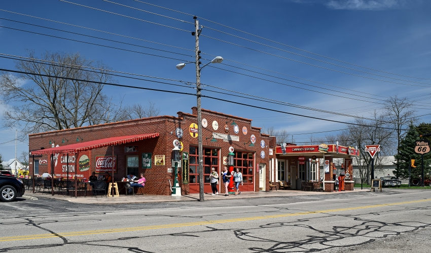 Cammack - Cammack Station - by Lee Lewellen