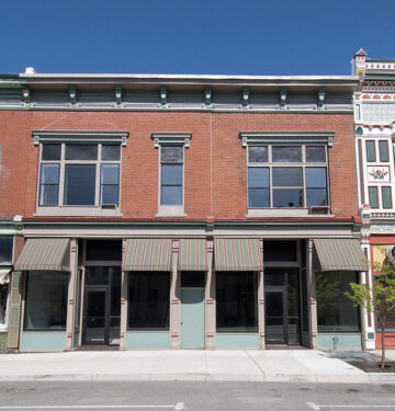 211-213 Main Street, Kendallville